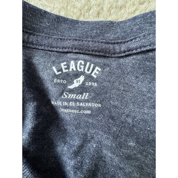 League Collegiate Wear Heathered Navy Michigan Wolverines 1817 Women’s Small New - Picture 3 of 11